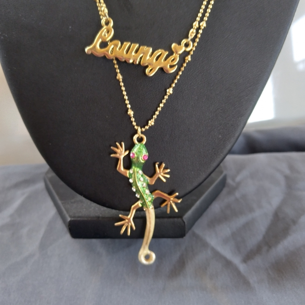 Betsy Johnson lizard necklace